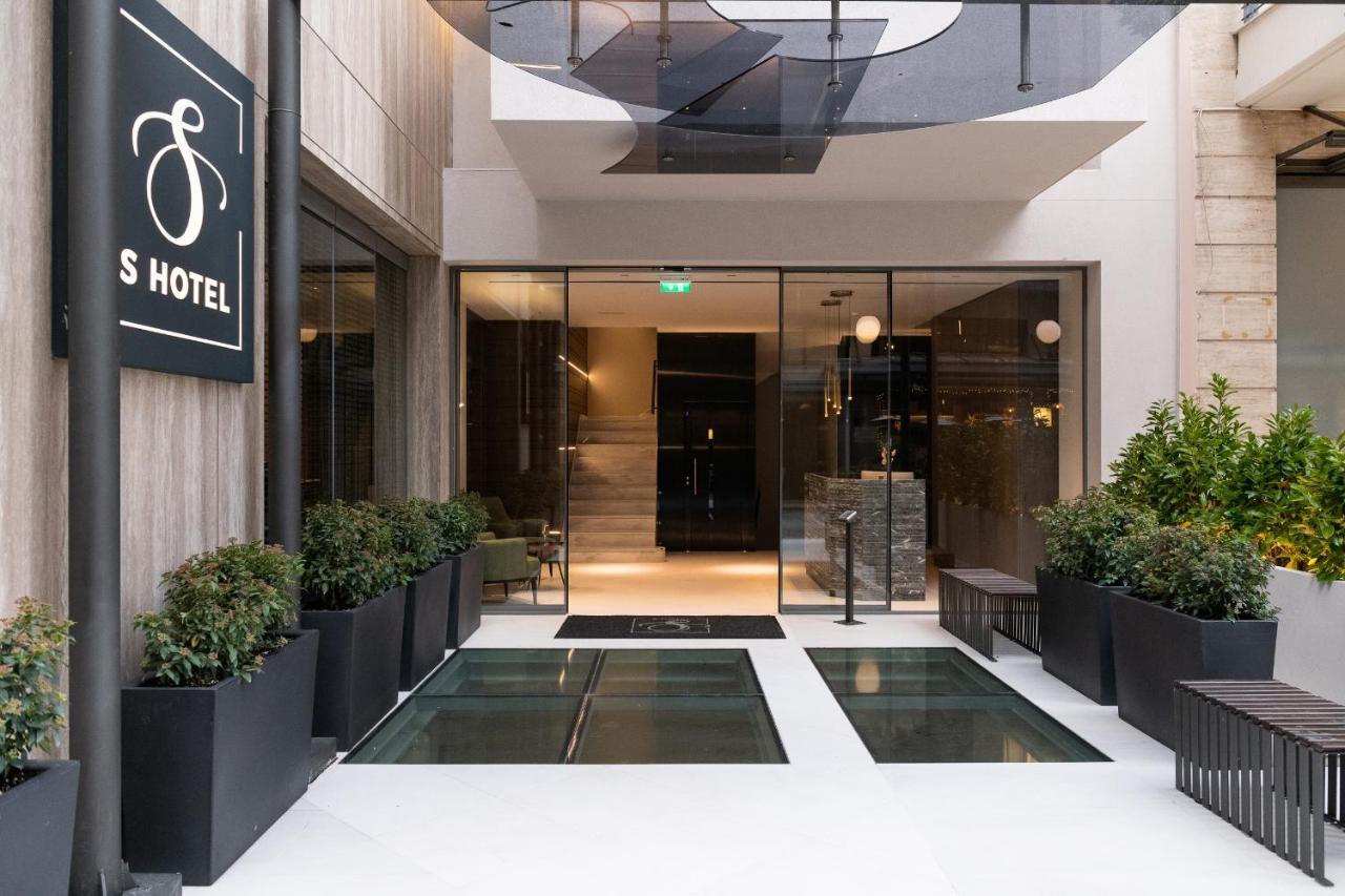 S Hotel Boutique Tesalonika Bagian luar foto Entrance of the hotel