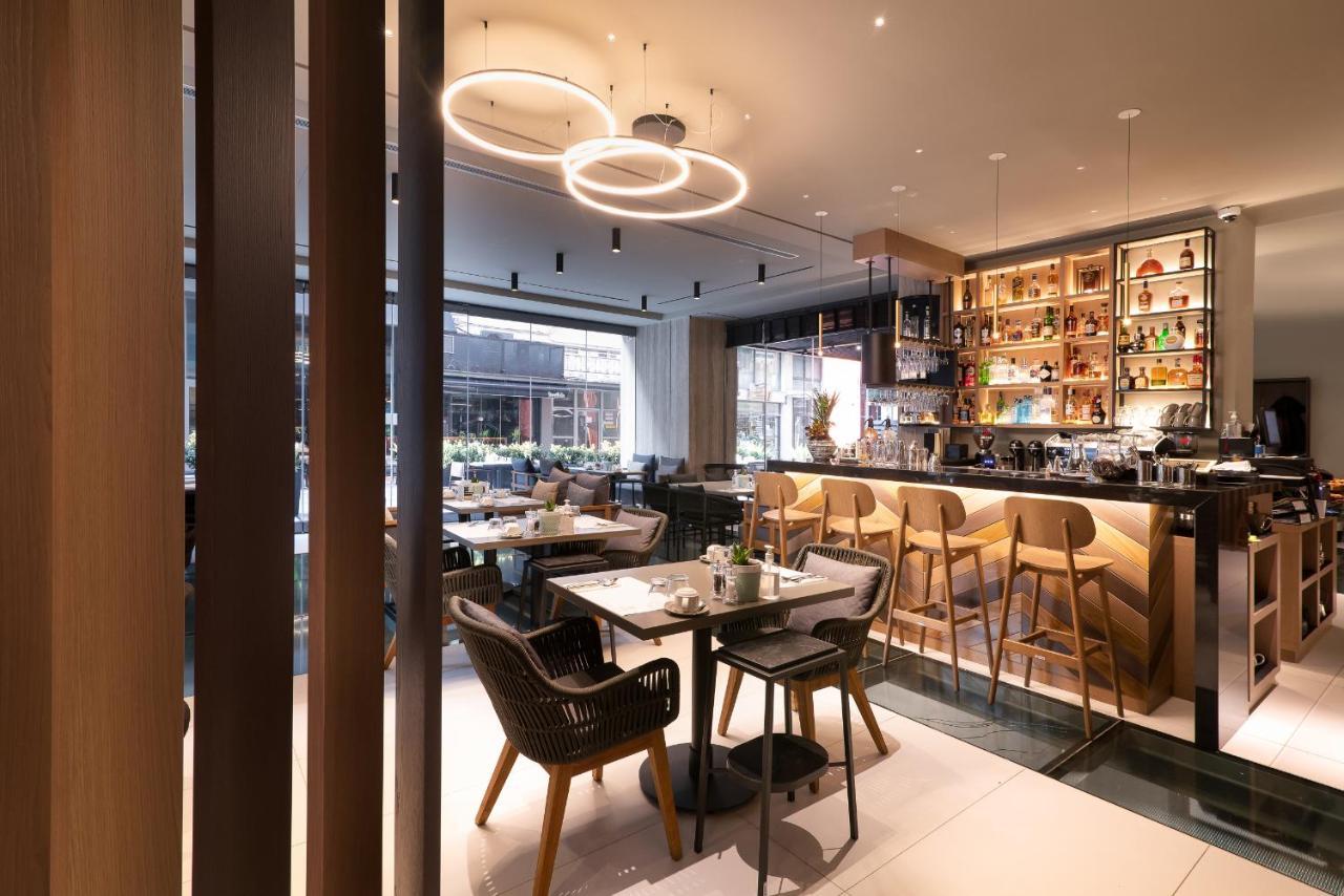 S Hotel Boutique Tesalonika Bagian luar foto The bar at the hotel
